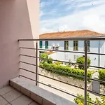 Beautiful Luxury House W Sea View & Outside Space Villa *