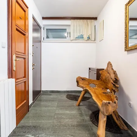 Beautiful Luxury House W Sea View & Outside Space ヴィラ スプリト