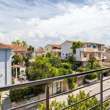 Beautiful Luxury House W Sea View & Outside Space * Split
